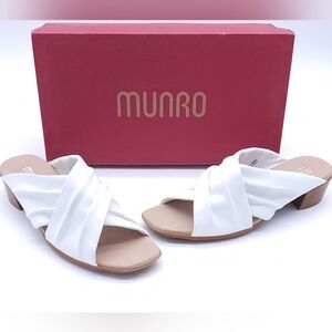 Munro Lee White Lamb Leather Ruched Slide Sandal Women's Size 10WW